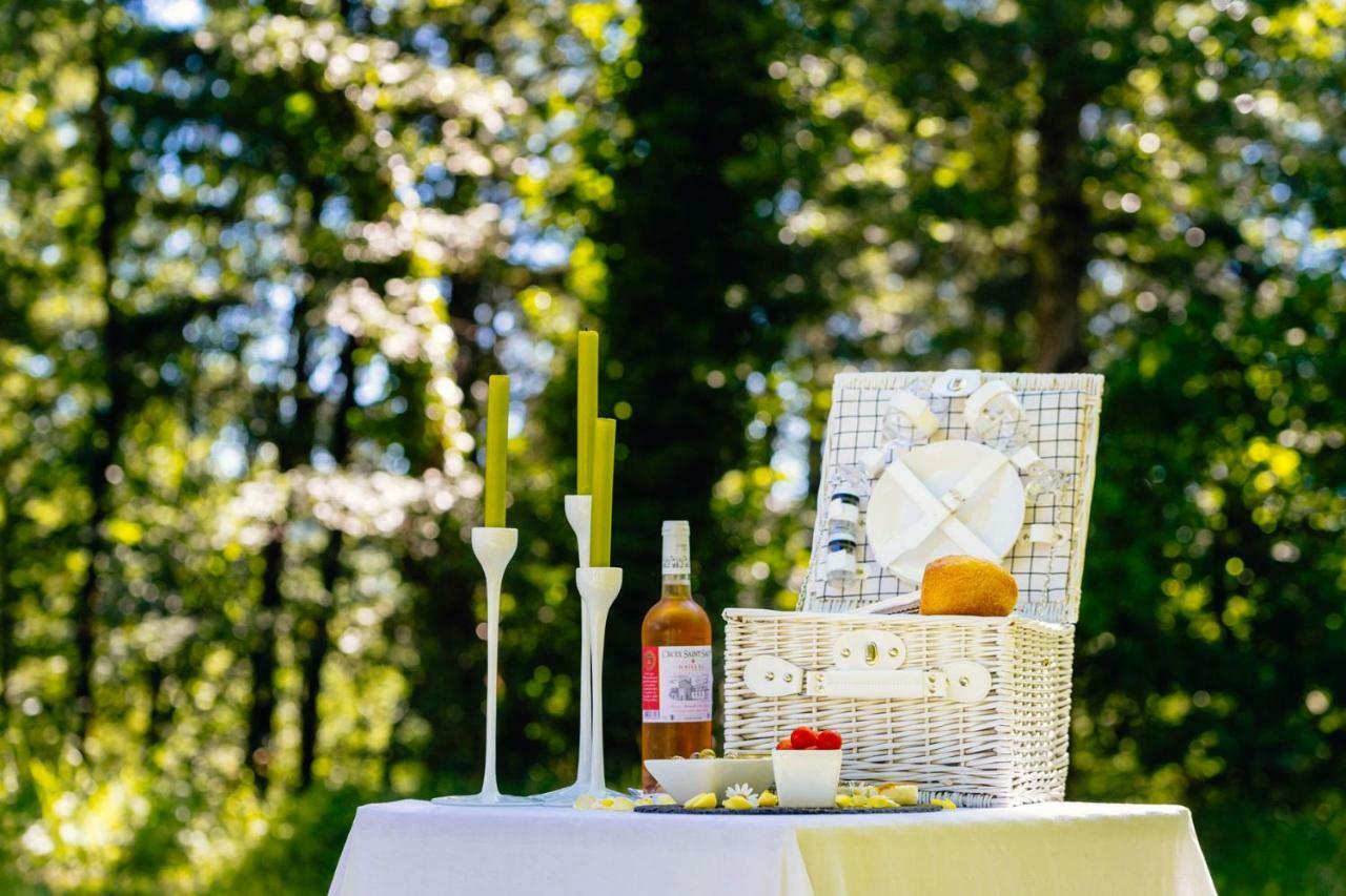 Somn'en bulle Hotell Najac Exteriör bild